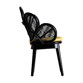 Кресло Lluc черного цвета